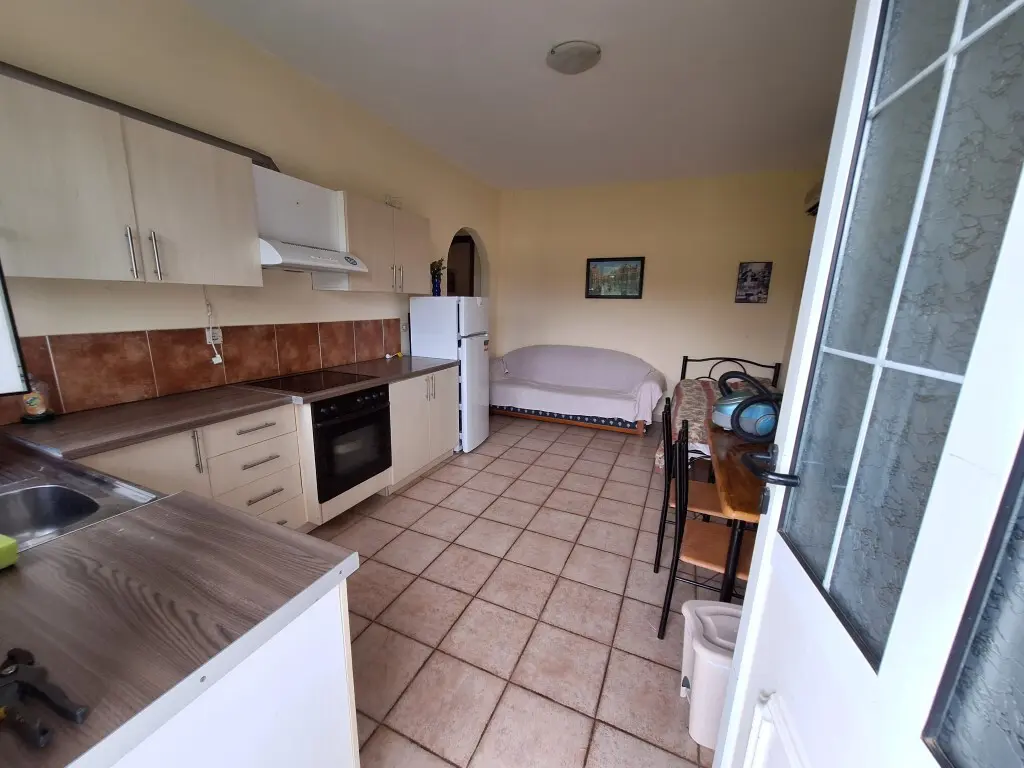 Hotel Of 320 M² In Corfu