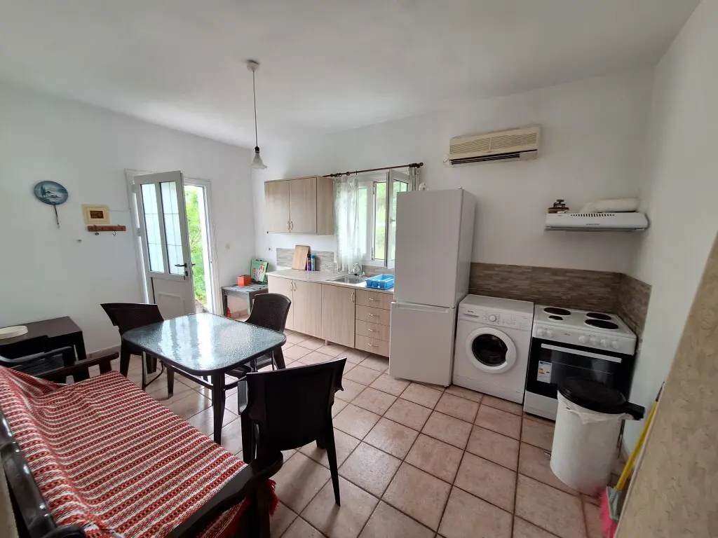 Hotel Of 320 M² In Corfu