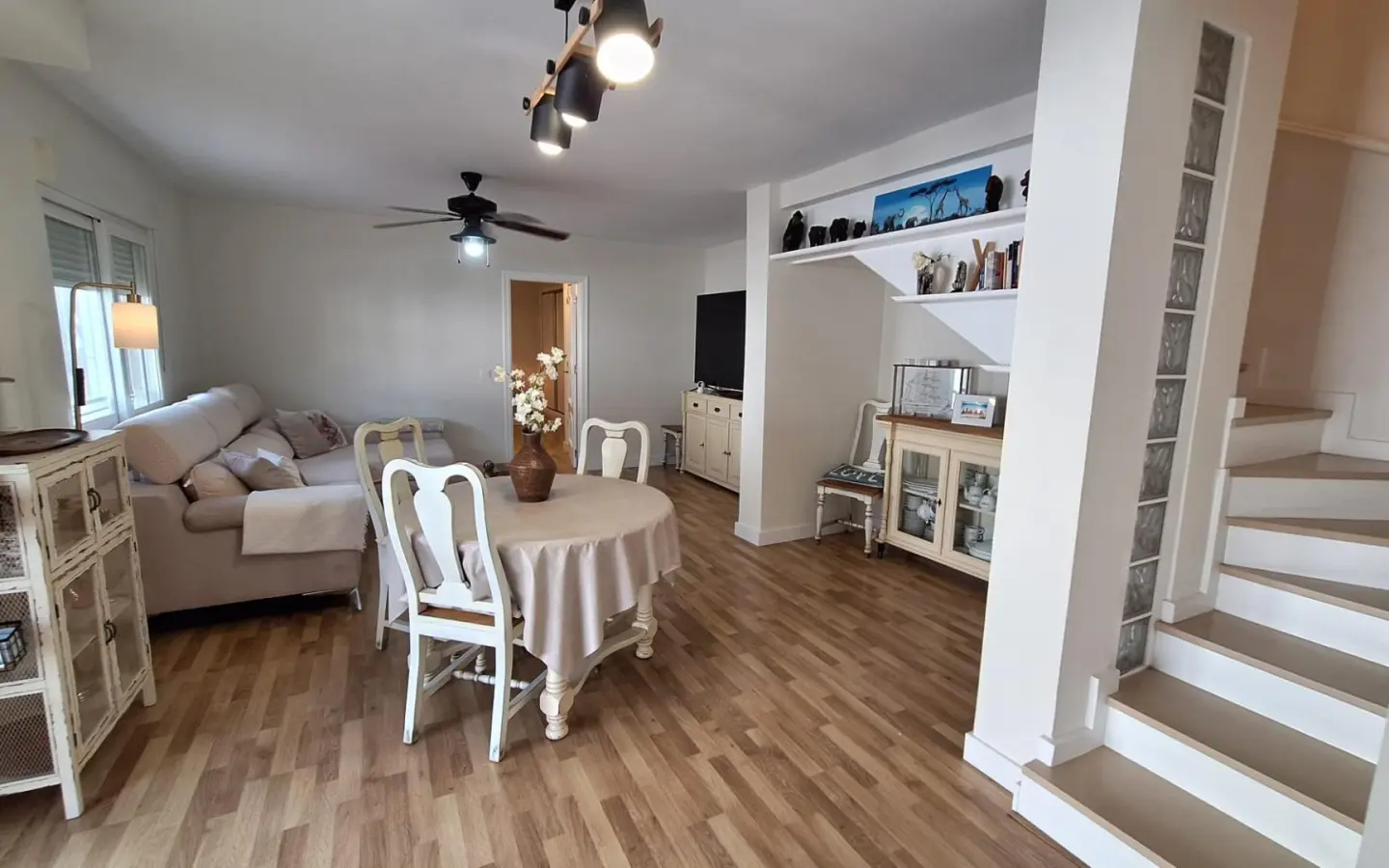 Villa 144 M² In Torrevieja, Spain – Mediter Real Estate