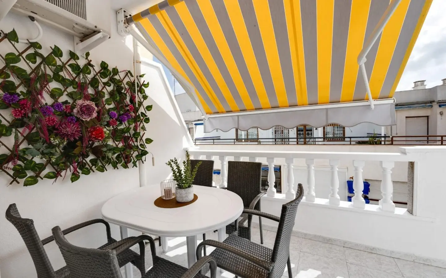 2-bedroom Apartment In Torrevieja, Spain (72 M²)