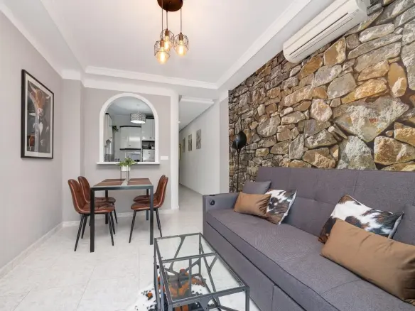 2-bedroom Apartment In Torrevieja, Spain (72 M²)