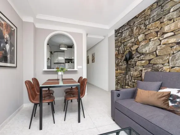 2-bedroom Apartment In Torrevieja, Spain (72 M²)
