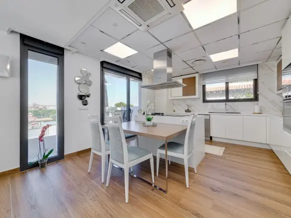 3-bedroom Villa In Torrevieja, Spain (393 M²)