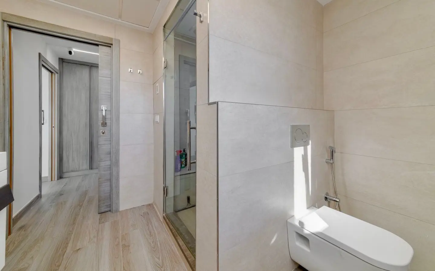3-bedroom Villa In Torrevieja, Spain (393 M²)