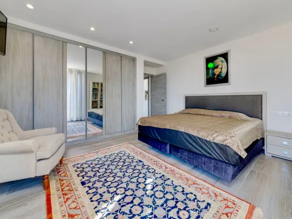 3-bedroom Villa In Torrevieja, Spain (393 M²)