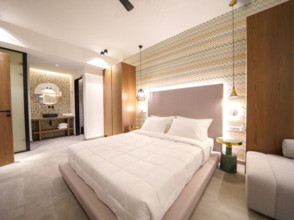 Villa Of 7 Bedrooms With Infinity Pool, Private Spa & Tennis Court In Unrivaled Opulence