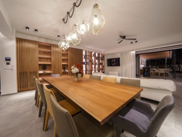 Villa Of 7 Bedrooms With Infinity Pool, Private Spa & Tennis Court In Unrivaled Opulence