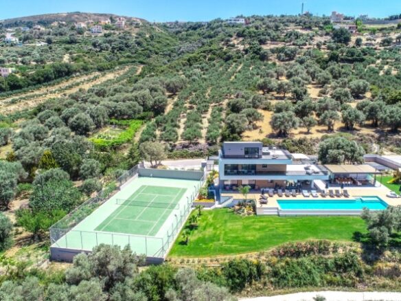 Villa Of 7 Bedrooms With Infinity Pool, Private Spa & Tennis Court In Unrivaled Opulence