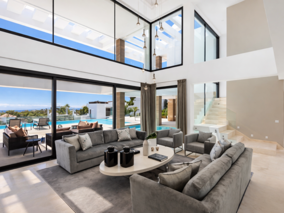 Modern Luxury Villa With Panoramic Golf & Sea Views In La AlquerÍa, BenahavÍs.