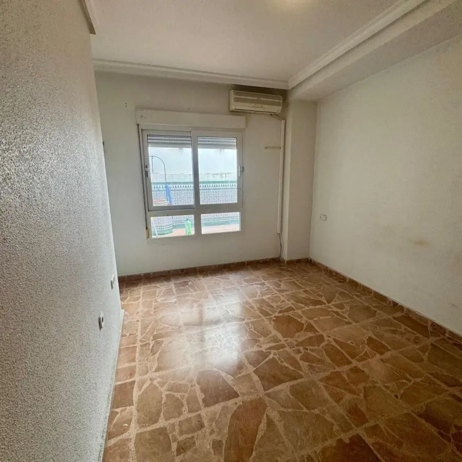 5-bedroom Apartment In Torrevieja, Spain (243 M²)