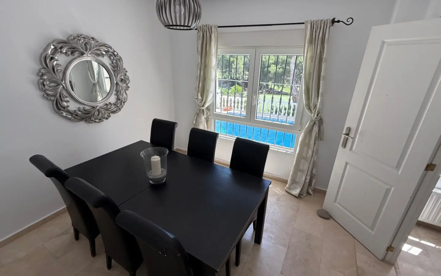 4-bedroom Villa In Orihuela, Spain (137 M²)