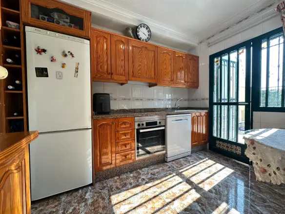 3-bedroom Townhouse In Orihuela Costa, Spain (101 M²)