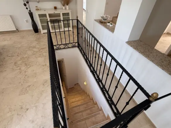 4-bedroom Villa In Orihuela, Spain (137 M²)