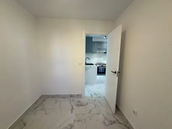 3-bedroom Apartment In Torrevieja, Spain