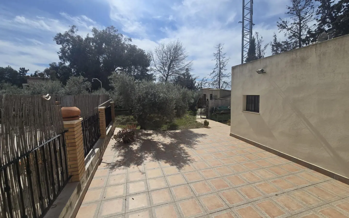 5-bedroom Villa In Murcia, Spain (2.500 M² Plot)