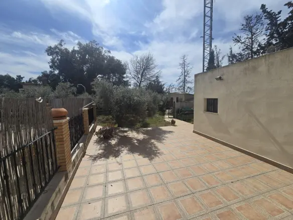 5-bedroom Villa In Murcia, Spain (2.500 M² Plot)