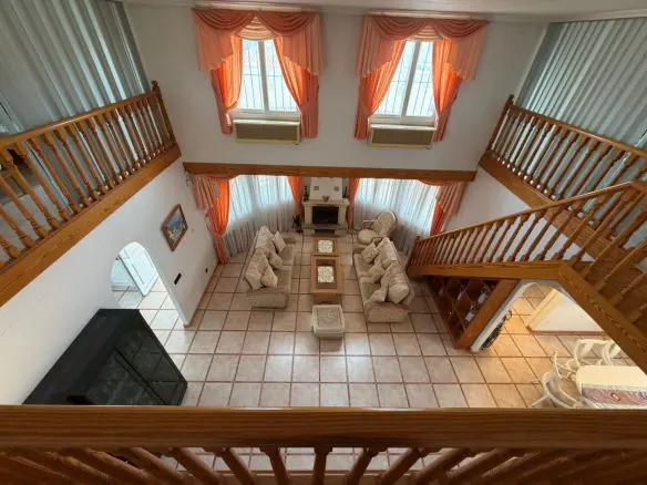 5-bedroom Villa In Orihuela Costa, Spain (130 M²)
