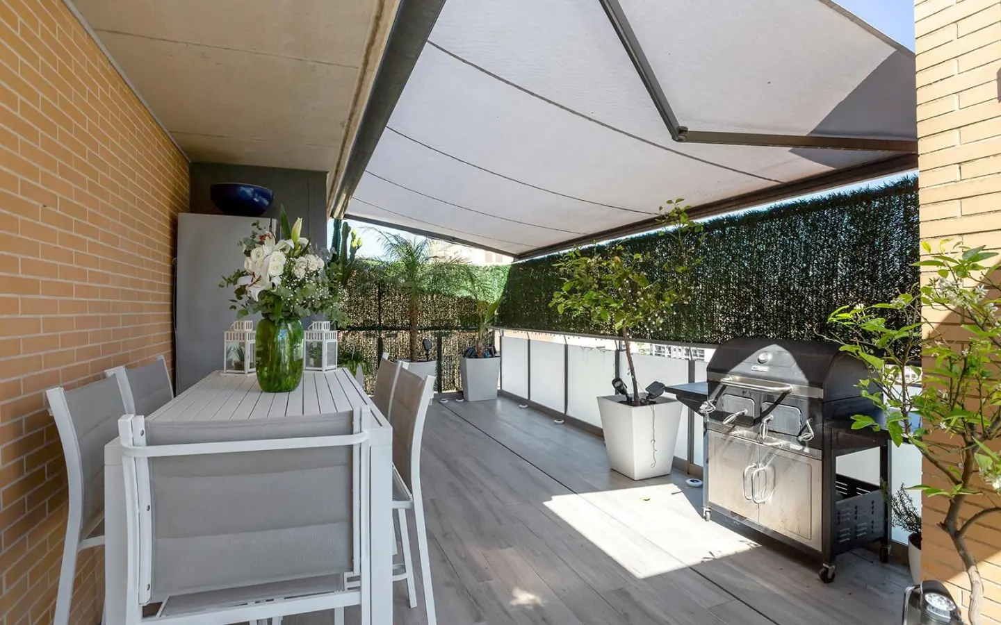 3-bedroom Penthouse In Alicante, Spain (165 M²)