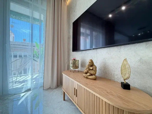 3-bedroom Penthouse In Torrevieja, Spain (92 M²)