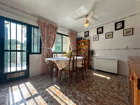 3-bedroom Townhouse In Orihuela Costa, Spain (101 M²)