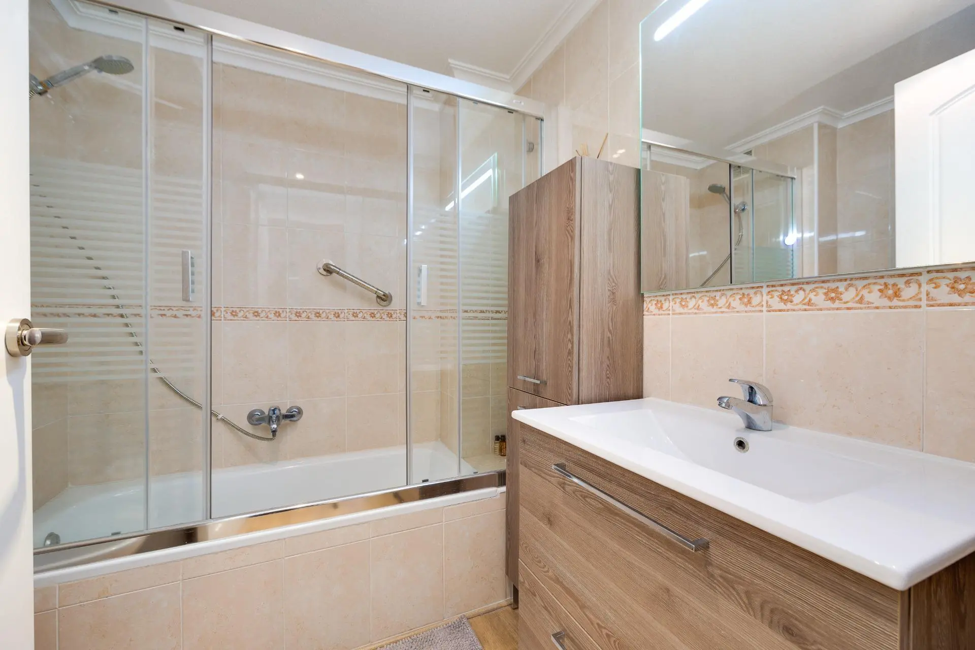 Apartment Of 116 M² In Torrevieja, Spain