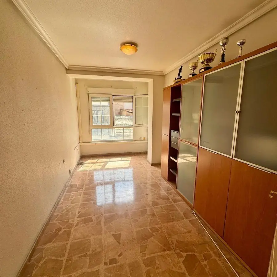 5-bedroom Apartment In Torrevieja, Spain (243 M²)