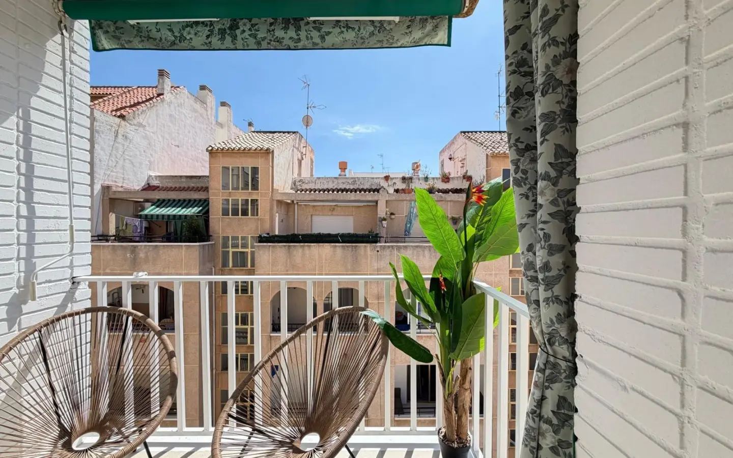 3-bedroom Penthouse In Torrevieja, Spain (92 M²)