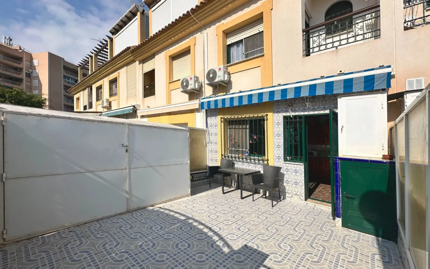3-bedroom Townhouse In Orihuela Costa, Spain (101 M²)
