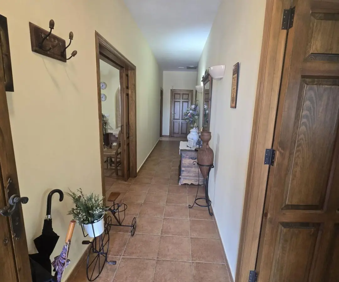 5-bedroom Villa In Murcia, Spain (2.500 M² Plot)