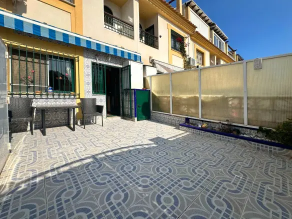 3-bedroom Townhouse In Orihuela Costa, Spain (101 M²)