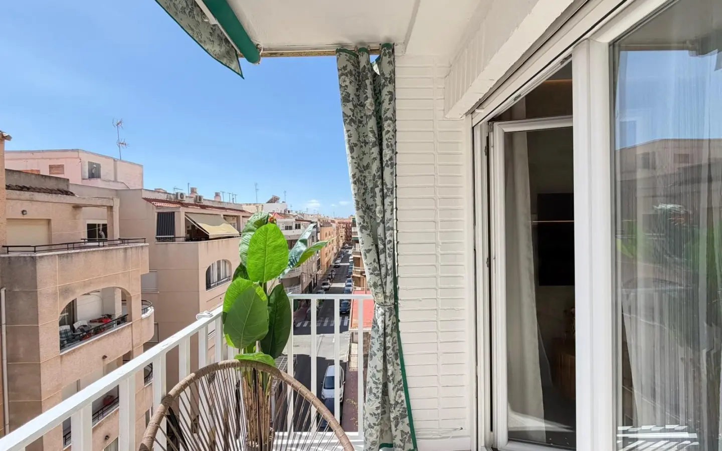 3-bedroom Penthouse In Torrevieja, Spain (92 M²)