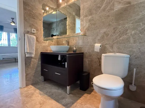 4-bedroom Villa In Orihuela, Spain (137 M²)
