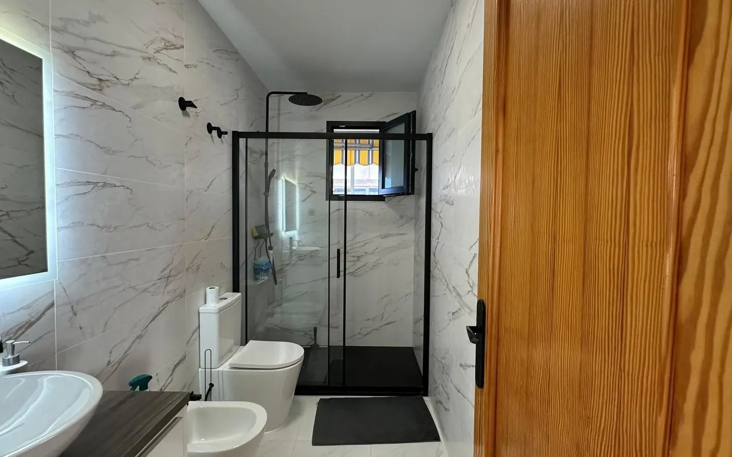 2-bedroom Apartment In Torrevieja, Spain (119 M²)
