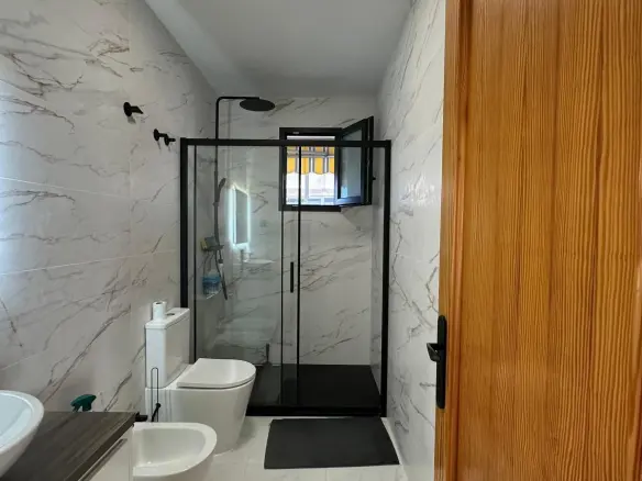 2-bedroom Apartment In Torrevieja, Spain (119 M²)