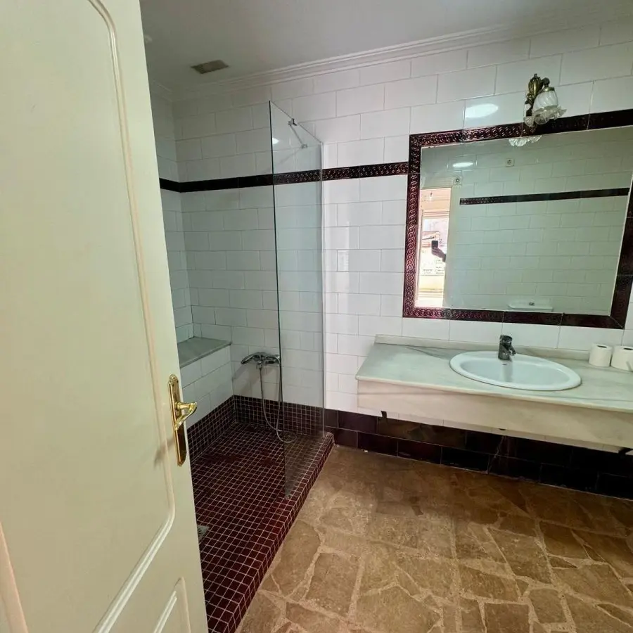 5-bedroom Apartment In Torrevieja, Spain (243 M²)