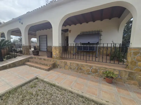 5-bedroom Villa In Murcia, Spain (2.500 M² Plot)