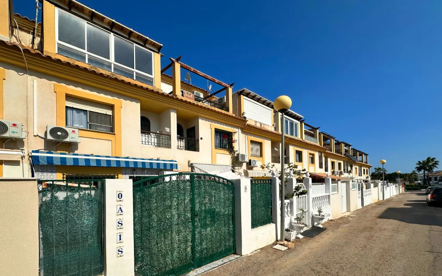 3-bedroom Townhouse In Orihuela Costa, Spain (101 M²)