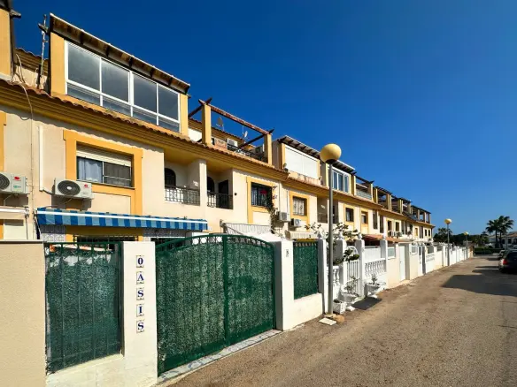 3-bedroom Townhouse In Orihuela Costa, Spain (101 M²)