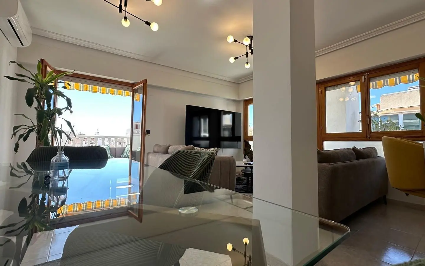 2-bedroom Apartment In Torrevieja, Spain (119 M²)