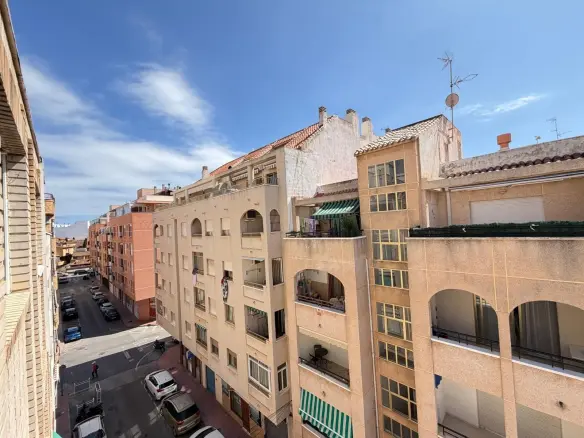 3-bedroom Penthouse In Torrevieja, Spain (92 M²)