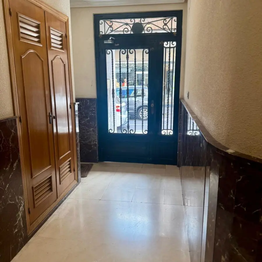 5-bedroom Apartment In Torrevieja, Spain (243 M²)