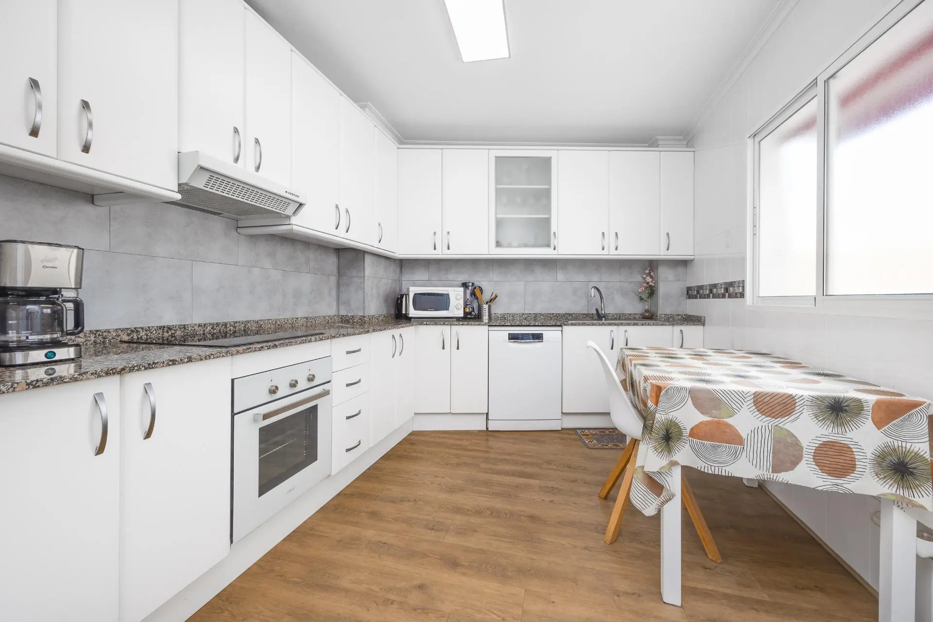 Apartment Of 116 M² In Torrevieja, Spain