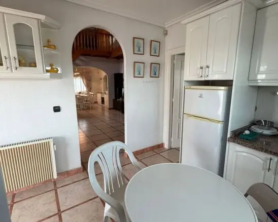 5-bedroom Villa In Orihuela Costa, Spain (130 M²)