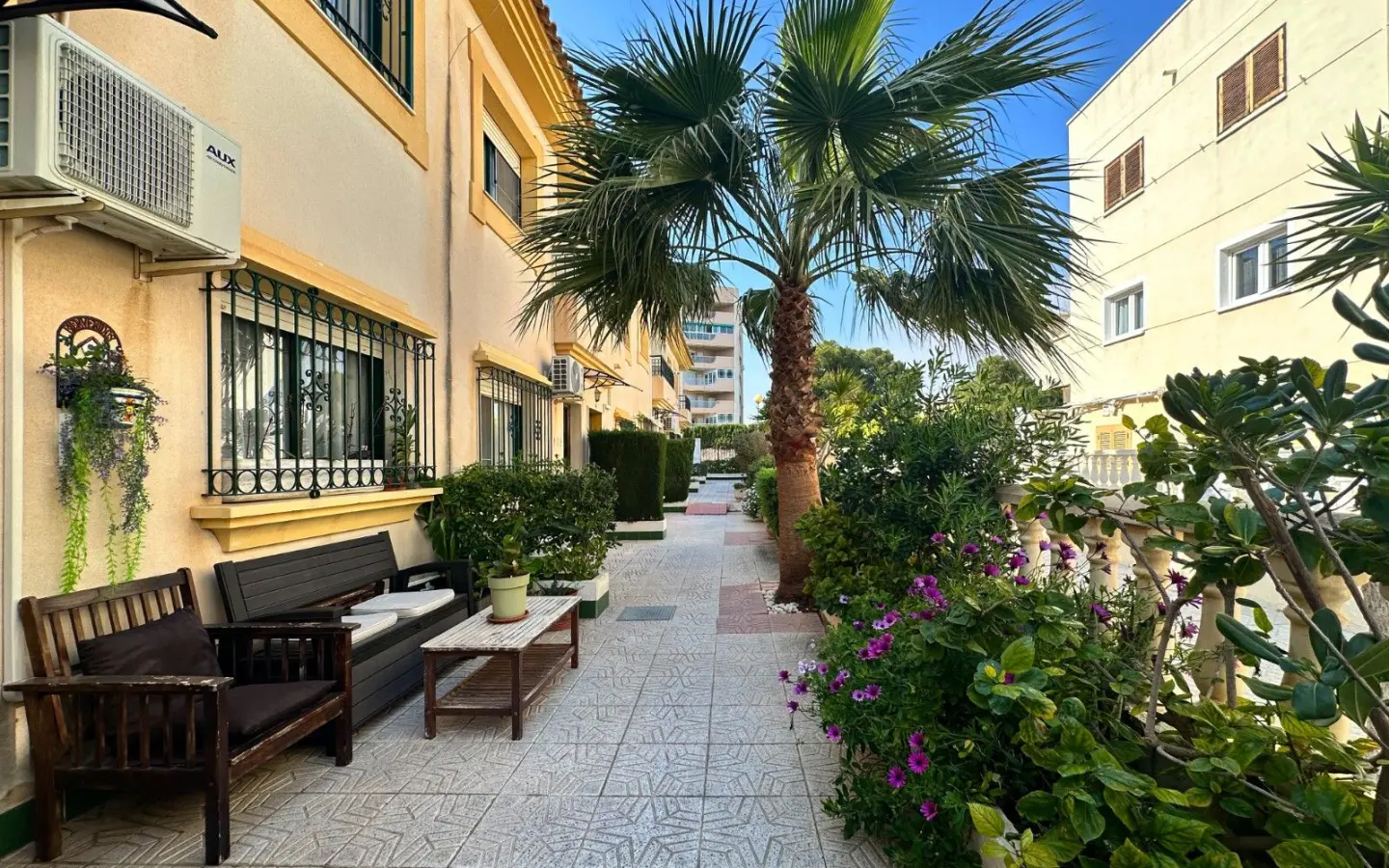 3-bedroom Townhouse In Orihuela Costa, Spain (101 M²)