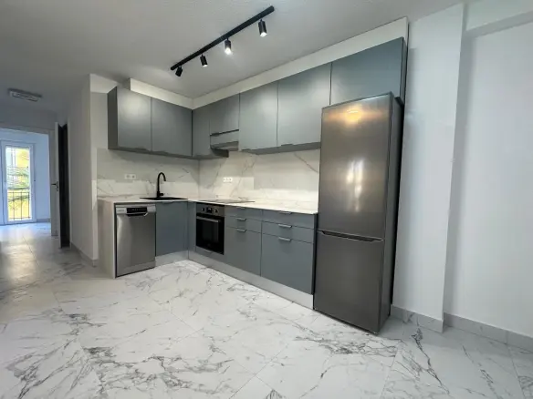 3-bedroom Apartment In Torrevieja, Spain