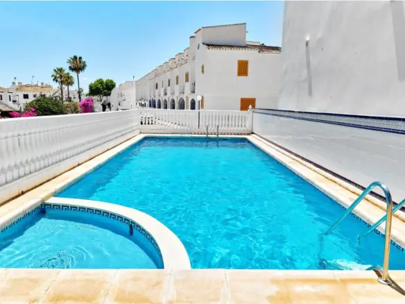 3-bedroom Townhouse In Orihuela Costa, Spain (101 M²)