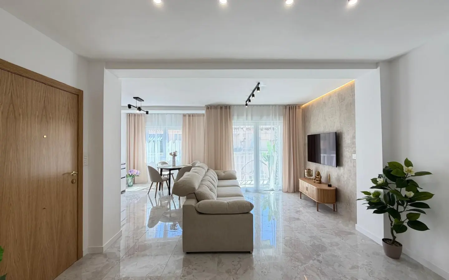 3-bedroom Penthouse In Torrevieja, Spain (92 M²)