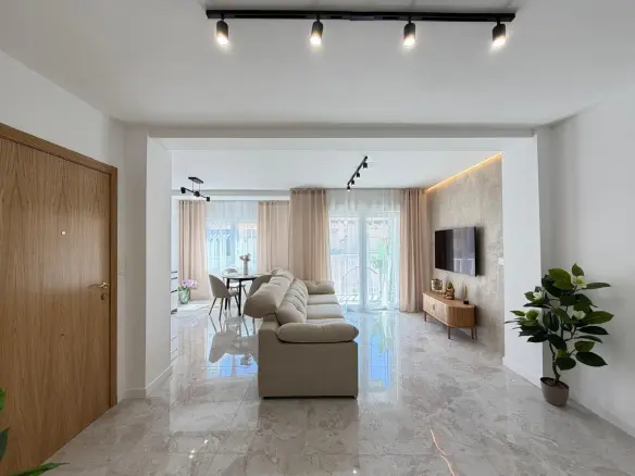 3-bedroom Penthouse In Torrevieja, Spain (92 M²)