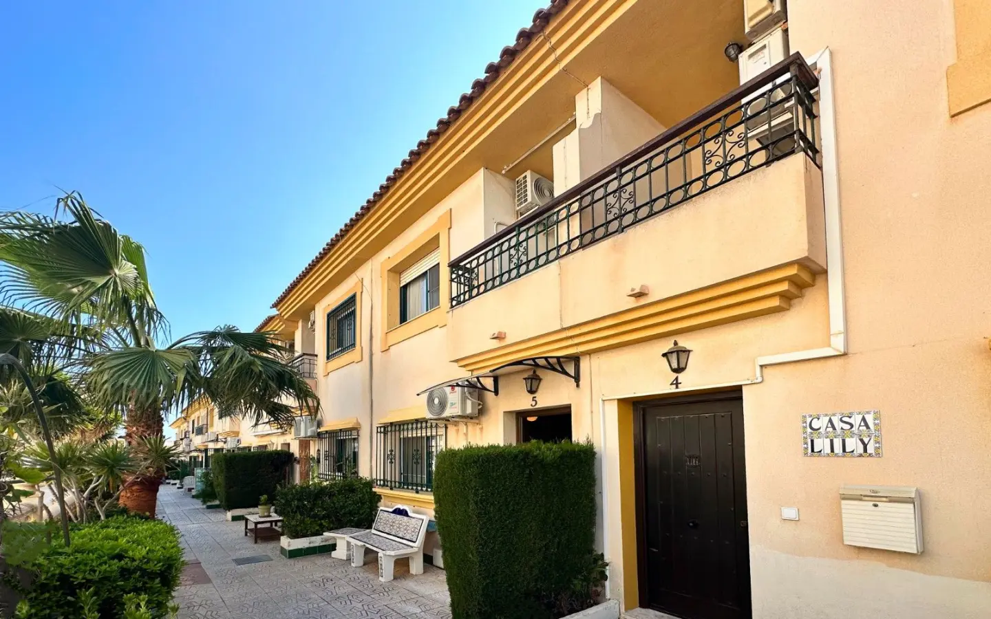 3-bedroom Townhouse In Orihuela Costa, Spain (101 M²)