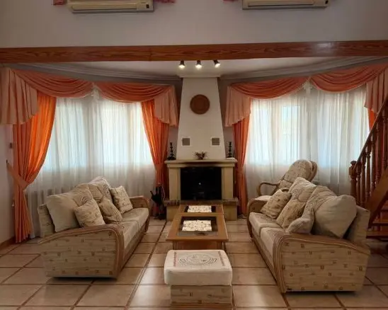 5-bedroom Villa In Orihuela Costa, Spain (130 M²)